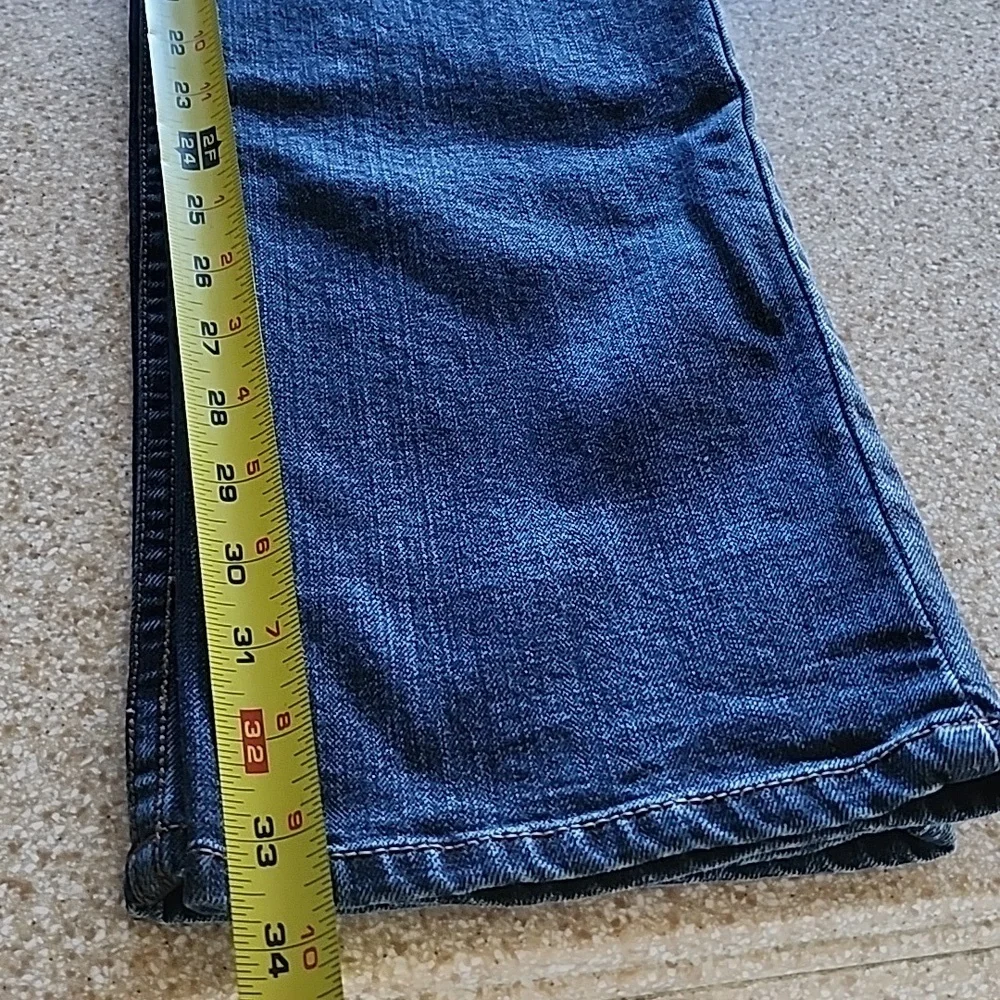 CAbi Slim Straight Leg Jean Size 8, Like New - Picture 10 of 10
